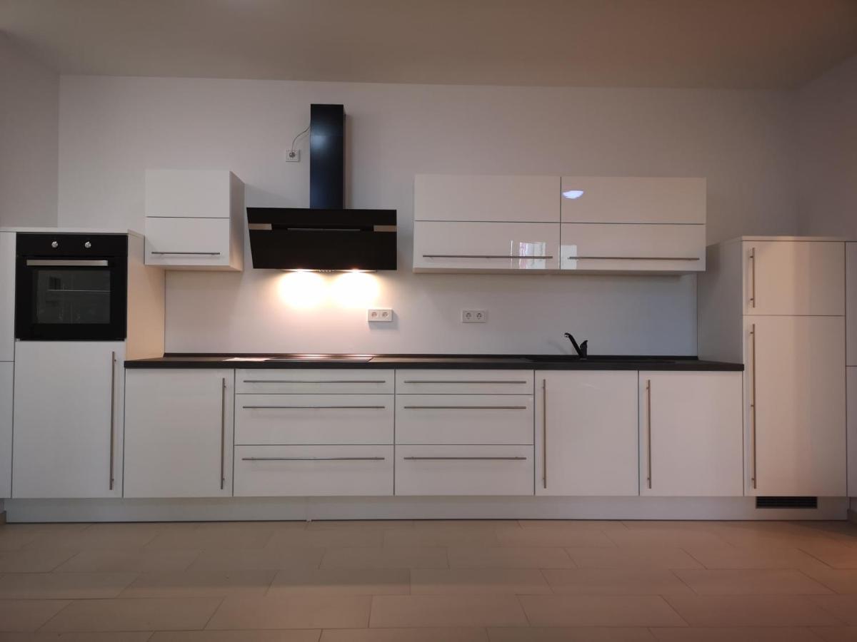 Apartment Near Fair And Central City In Few Min, With Garden Frankfurt am Main ภายนอก รูปภาพ
