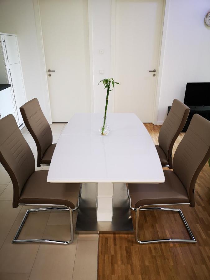Apartment Near Fair And Central City In Few Min, With Garden Frankfurt am Main ภายนอก รูปภาพ